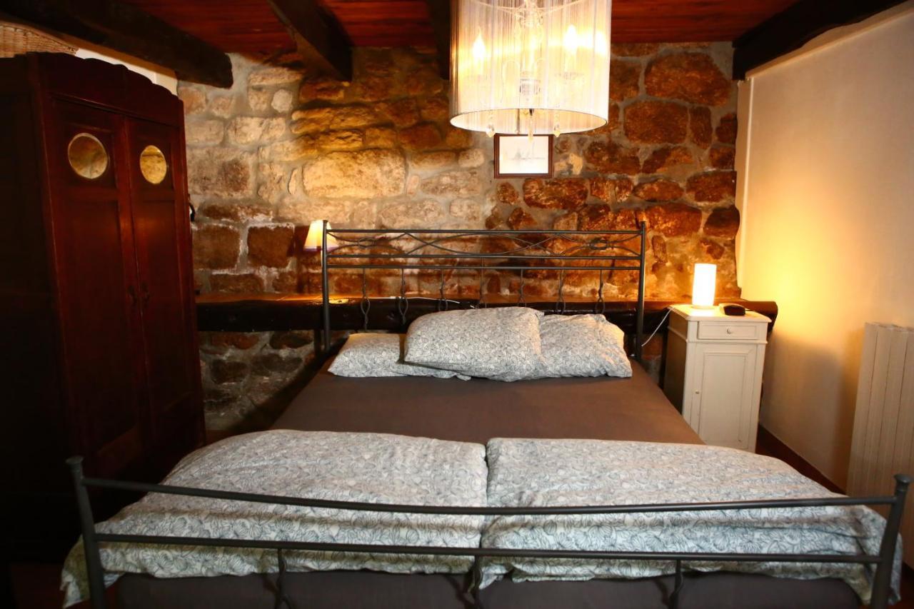 Les Grangeonnes, Gites Nature, Piscine, Bain Nordique, Sauna Pour Accueil Familiale Ou De Groupe Saint-Basile Dış mekan fotoğraf